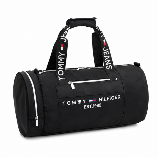 THE DESCENTS Essential Travel Bag in black